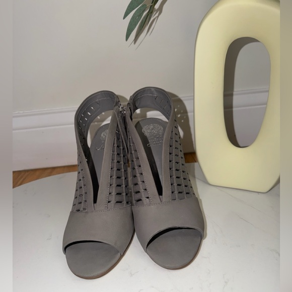 Vince Camuto Gray Cutout Heels | Size 9.5 Women’s Block Heel - Picture 3 of 11